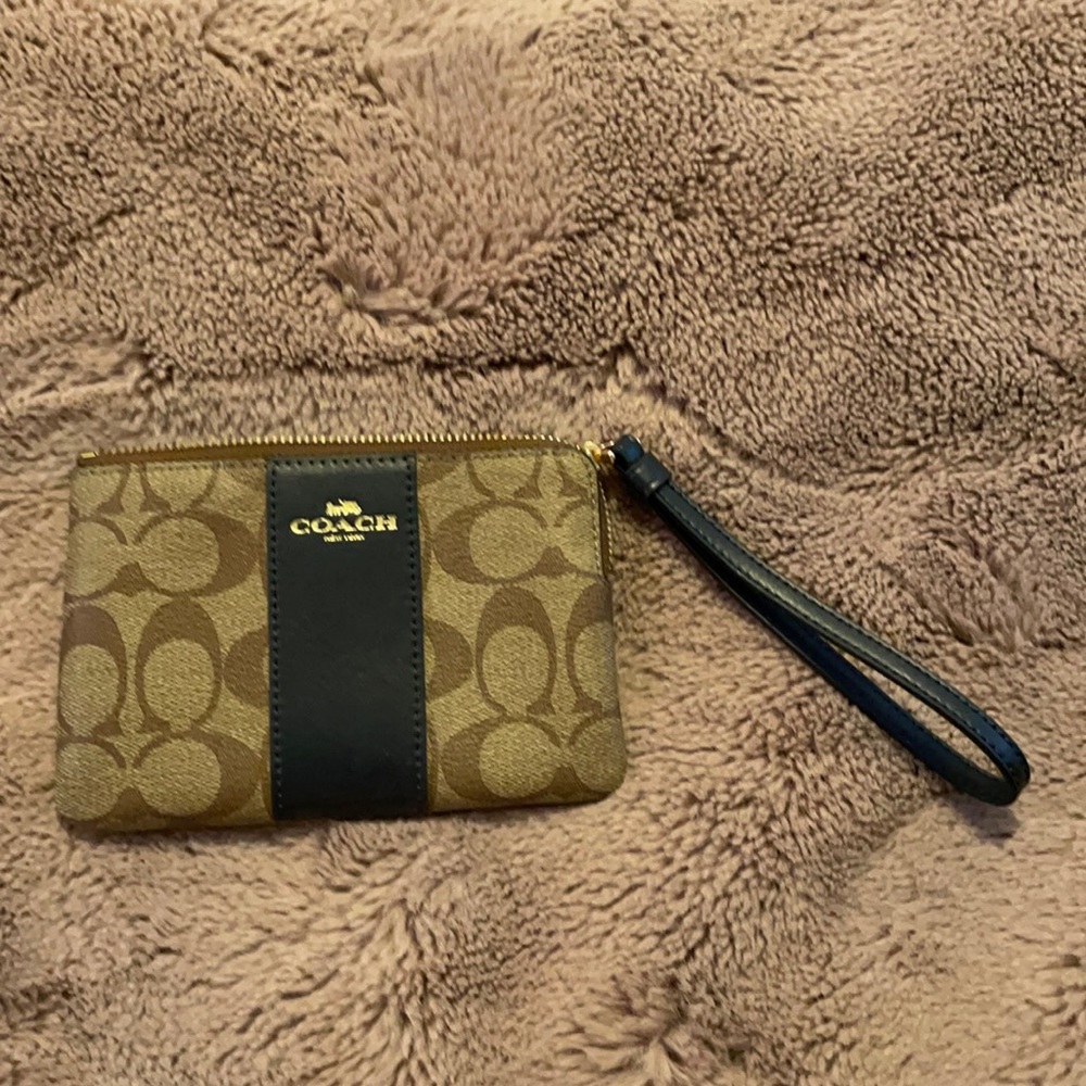 Coach Wristlet NWOT